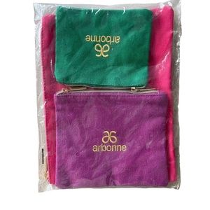 New Arbonne Embroidered Clutch Trio Cosmetic Bag Jewel Gold Zipper set of 3 NEW